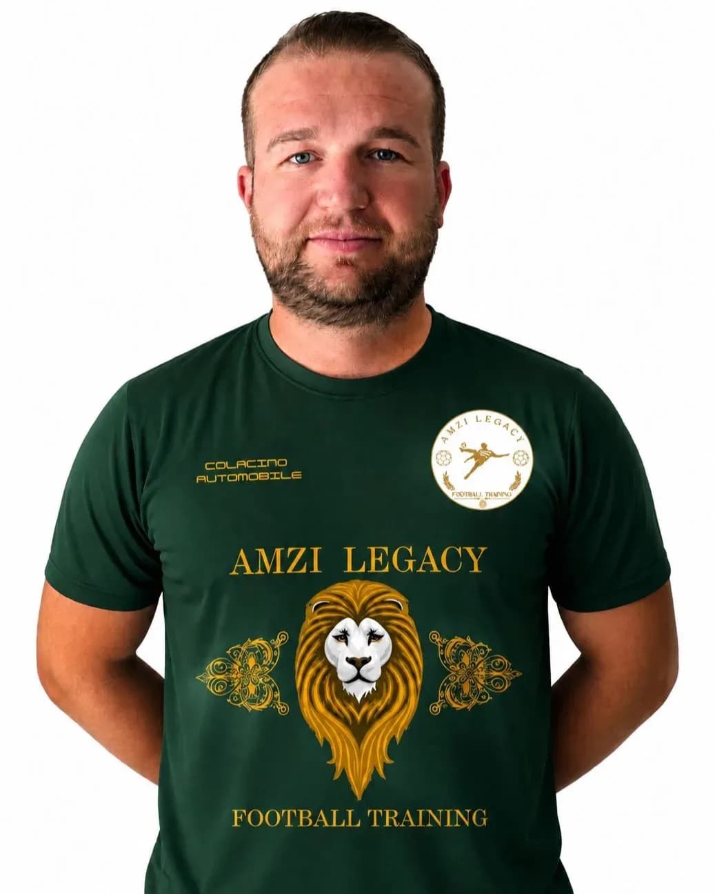 Baton Sutaj im Trikot von Amzi Legacy